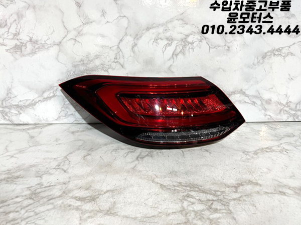 벤츠 CLS W257 운전석 테일램프 후미등 A2579062600