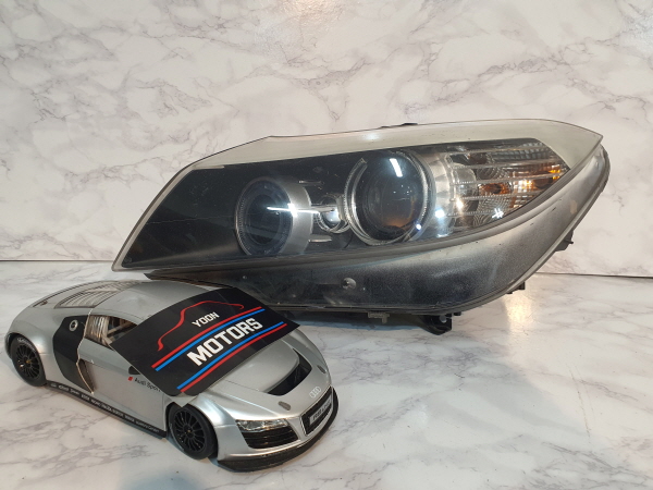 BMW Z4 E89 제논 헤드라이트 1EL 009 933-01