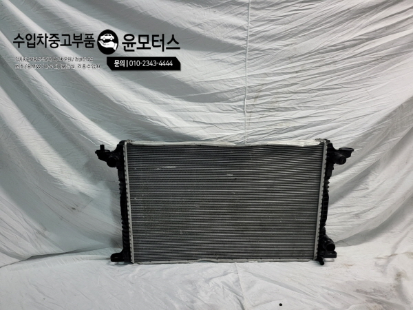 아우디SQ5 라지에이터 4N0121251