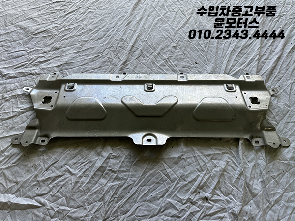 BMW x3 g01 라지에이터서포트 상판넬 51647400110