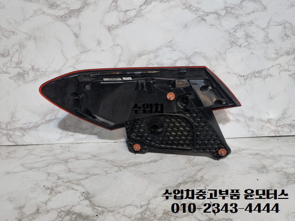 벤츠E클래스 W213테일램프 (후기형) A2139065209