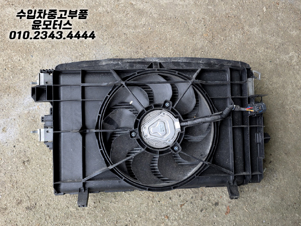 테슬라 모델3 라지에이터 휀 1076732-00-H