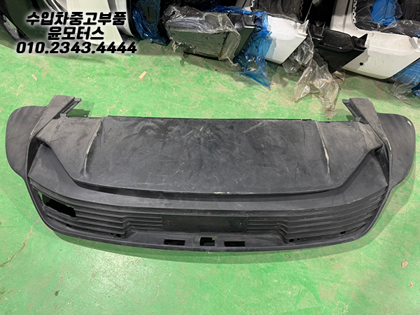 포르쉐 타이칸 9J 후피하단 디퓨져 9J1807983F