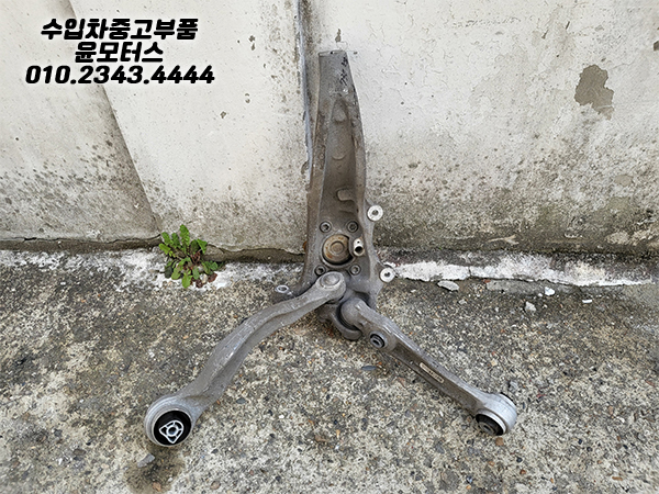 BMW5시리즈 G30 조앞너클
