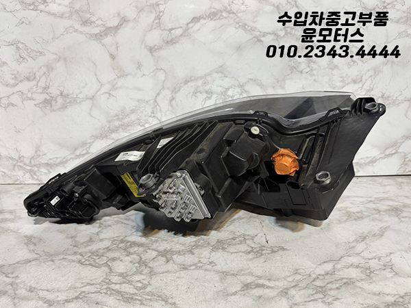 페라리 로마 운전석 헤드라이트 904368