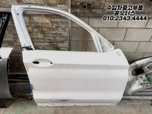 BMW 6GT G32 운전석 앞 도어