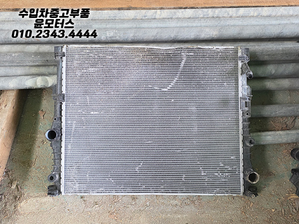 BMW G30 G32 G11 라지에이터 8650745