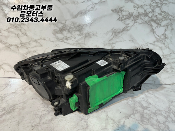벤츠 CLA 118 운전석 헤드램프