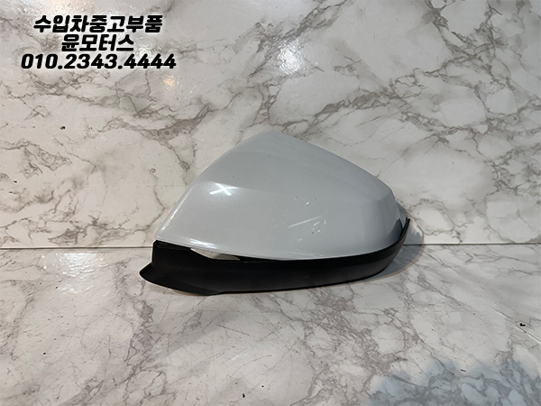 아우디 q7 4m 운전석 사이드미러 상단커버