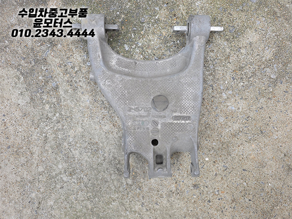 페라리 458 운전석뒤 로우암 245702