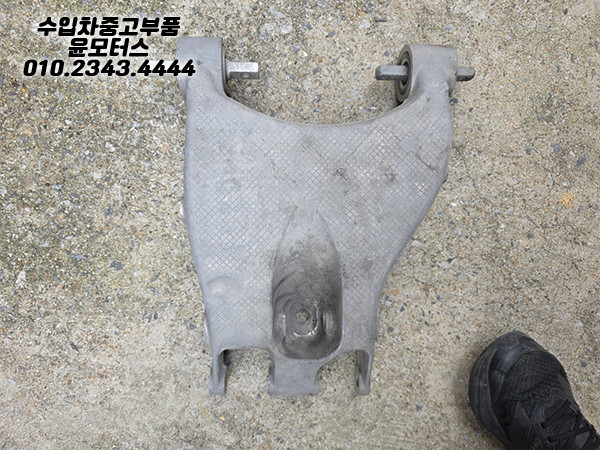 페라리 458 운전석뒤 로우암 245702
