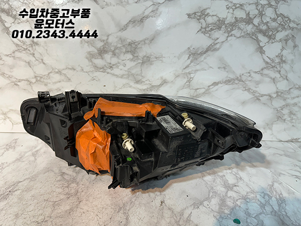 BMW 4시리즈 F32 조수석 헤드램프