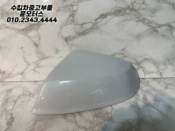 아우디 Q7 4M 운전석 사이드미러 커버 4M0857527