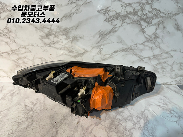 BMW 4시리즈 F32 조수석 헤드램프