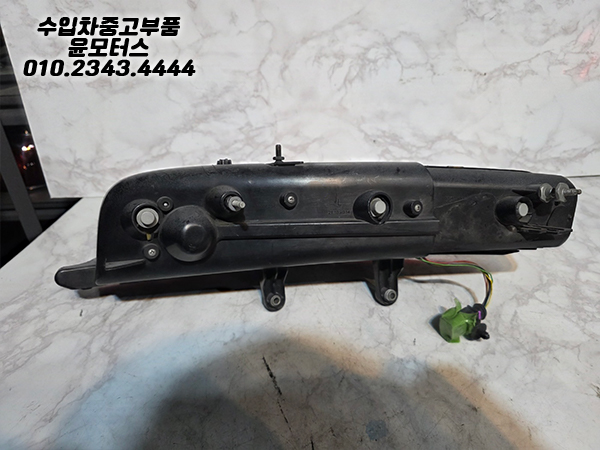 아우디 R8 10+ 운전석 후미등