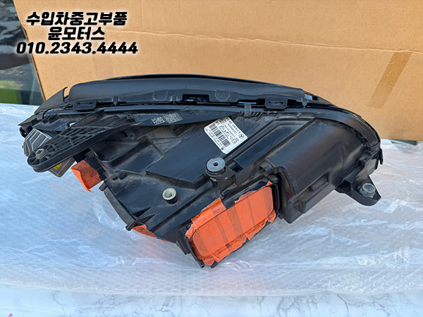 벤츠 cls 218 앞범퍼 운전석헤드램프 그릴
