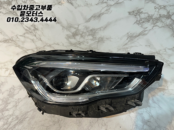 벤츠 GLA 247 조수석 헤드램프