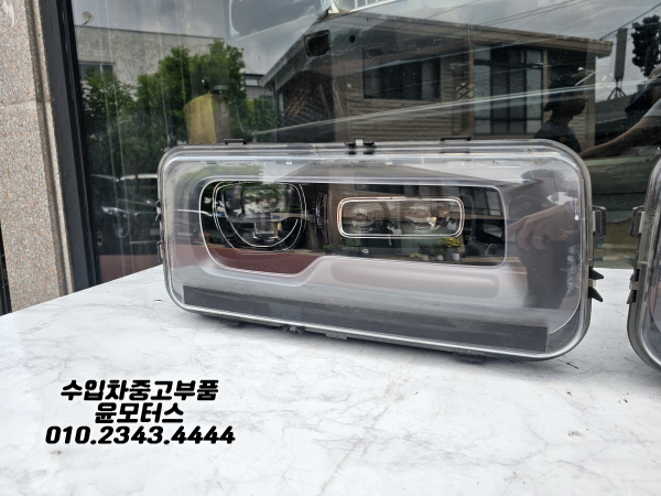 롤스로이스 컬리넌 헤드라이트 양쪽  63.11-8498332 63.11-8498331