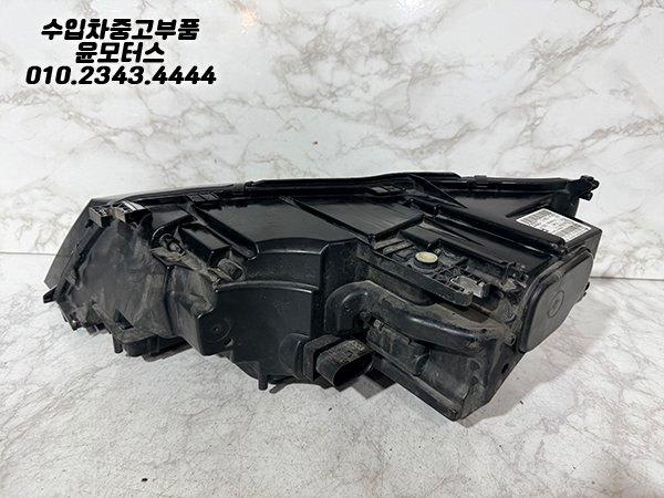 아우디 A7 4G8 전기형 조수석 LED 헤드라이트