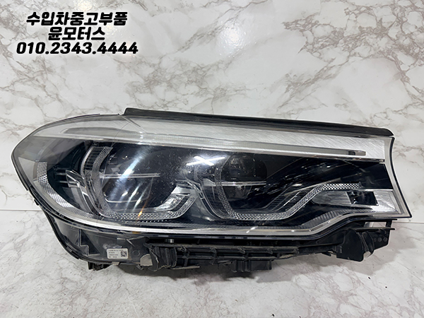 BMW G30 5시리즈 전기형 조수석 헤드라이트