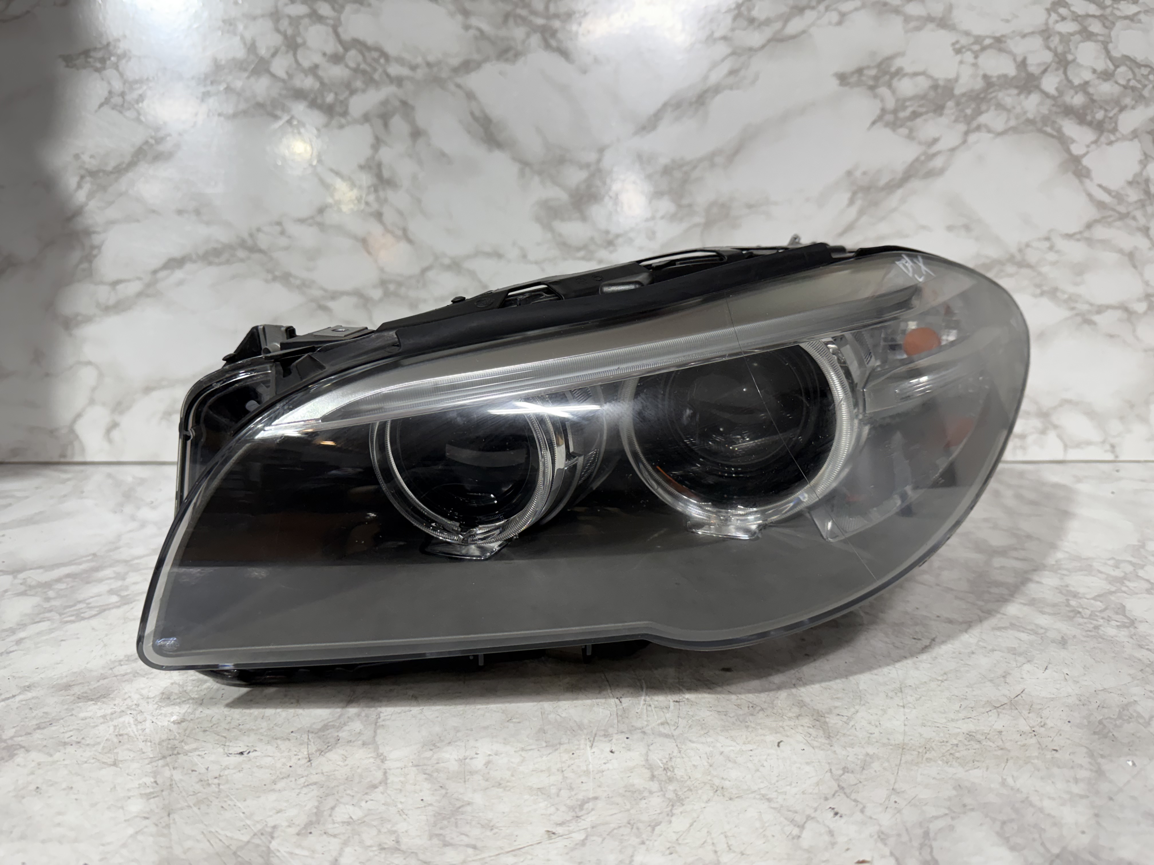 BMW 5시리즈 F10 후기형 운전석 헤드라이트