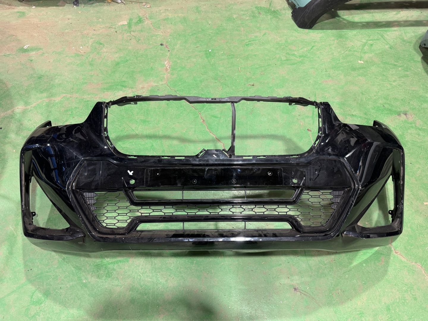 BMW U11 X1 앞범퍼